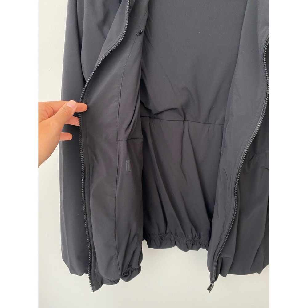 Lululemon Jacket - Picture 6 of 10